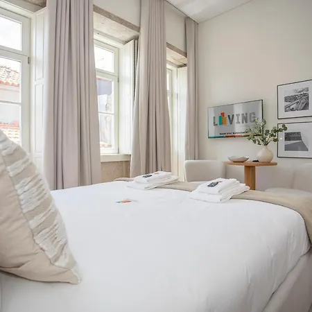 Liiiving In Porto- Clerigos Boutique * Oporto