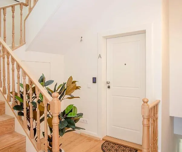 Liiiving In Porto- Clérigos Boutique * Oporto