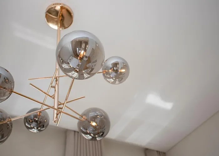 Liiiving In Porto- Clerigos Boutique Apartment *