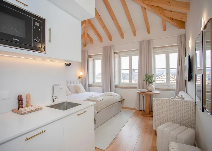 Appartamento Liiiving In Porto- Clérigos Boutique