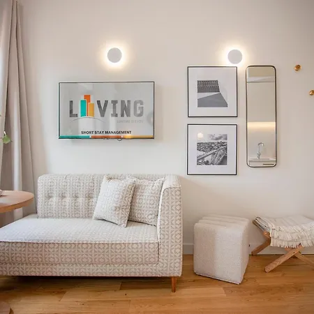 Apartament Liiiving In Porto- Clerigos Boutique *