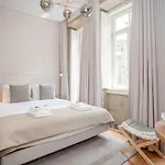 Liiiving In Porto- Clerigos Boutique Apartamento *